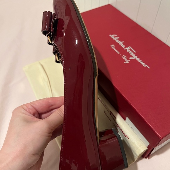 Salvatore Ferragamo Burgundy Patent Leather Heels Claret - Picture 9 of 16